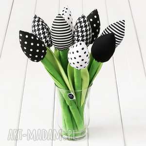 ręcznie zrobione dekoracje tulipany czarno-biały bawełniany bukiet