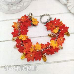 bloomingclayjewelry bransoletka jesienna z miniaturowymi kanadyjskimi listkami
