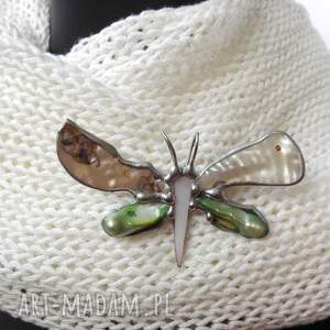 broszka i wisior (2 w 1): ważka z tęczową muszlą ważka broszka motyl