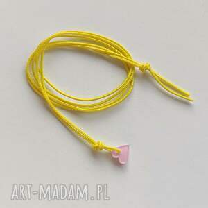 serduszko wisiorek, serce, tworzywo sztuczne sznurek