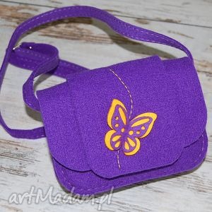 handmade dla dziecka elegancka fioletowa torebka z filcu motylek