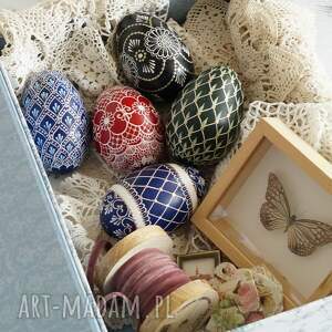 naturalna pisanka batikowa - różne wzory batikowe jajka pisanki tradycyjne