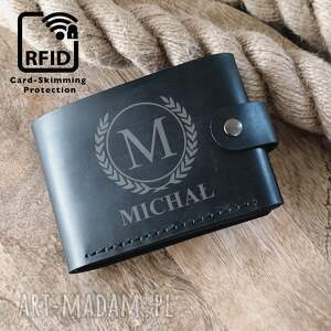 Prezent Męski skórzany portfel z RFID z grawerem na 11 kart zdjęcia