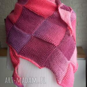 Prezent Chusta entralac ręcznie robiona na drutach