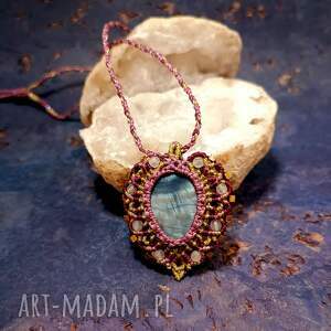 anielskie serce masa perłowa i agat w makramie naszyjnik pleciony serduszko
