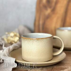Prezent Prosta filiżanka ceramiczna ze spodkiem 250 ml beżowa
