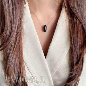 Naszyjnik z onyksem, onyks