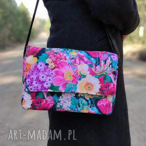 listonoszka z klapką - kwiaty, elegancka, nowoczesna, wiosna prezent