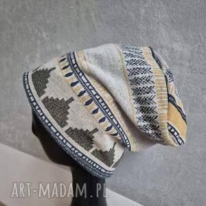 Czapka beżowe we wzory codzienna szyta na podszewce rozmiaru