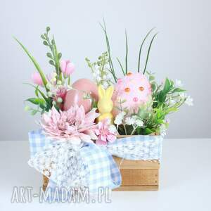 handmade dekoracje wielkanocne wielkanocny stroik różowe jajko