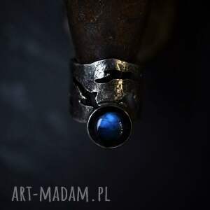 pierścień z labradorytem, srebrny pierścionek, srebro oksydowane, regulowana