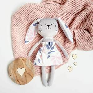 szczęśliwy pluszowy króliczek królik przytulanka lalka prezent