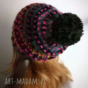 czapka mozaika z pomponem, kolorowaczapka na drutach, zimowaczapka