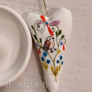 zawieszka ozdobna z haftem - Dekoracje