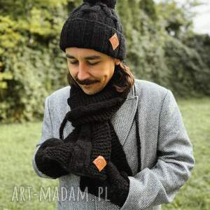 męska czapka merino euforia czarny, z dużym pomponem