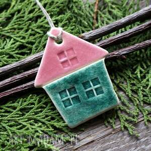 pracownia ako kolorowy domek - zawieszka ceramiczna, kolorowa chatka, choinka