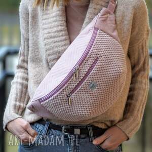 welurowa damska nerka xxl w odcieniach różu mini plecak nerkoplecak na prezent