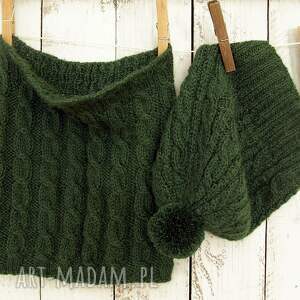 czapka i komin z miękkiej alpaki, butelkowa ciemna zieleń, wzór w warkocze