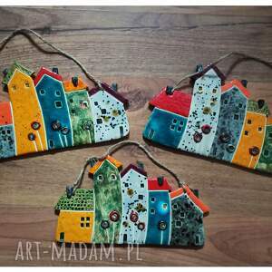 zestaw 3 dużych kolorowych kamienic, ceramika domki