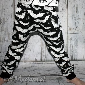 spodenki w nietoperze - 98 116, spodnie