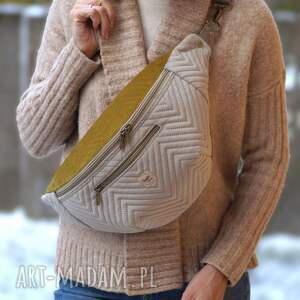 dwukolorowa welurowa nerka xxl, mini plecak, nerkoplecak na prezent