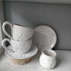 zestaw dwóch filiżanek i dzbanuszka, filiżanka do herbaty, ceramika użytkowa