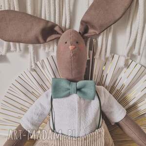 Prezent dziecka z imieniem, pierwsza przytulanka