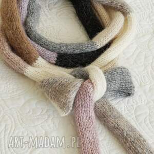 Szaliko - wiosenny szalik w beżowej tonacji, szaliczek