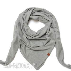 Szara chusta z bawełny - miękka, lekka i stylowa, handmade
