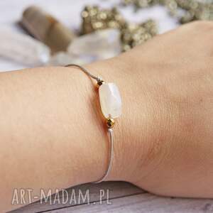 amulet na kobiece dolegliwości k księżycowy, ochronna