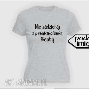 Koszulka z nadrukiem dla przedszkolanki - prezent na Dzień Nauczyciela i koniec roku