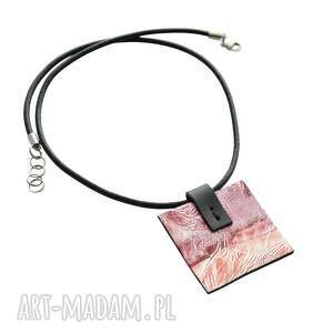 upominki na święta Naszyjnik skórzany, zawieszka na rzemieniu
