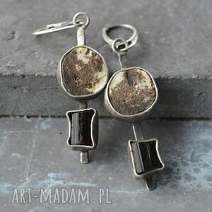 srebrne kolczyki z bursztynem i szerlitem czarny turmalin, srebro oksydowane