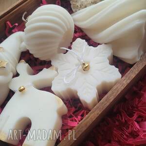 zestaw upominkowy świec sojowych z skrzynce drewna akacjowego, świeca sojowa