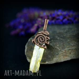 blue pearl art wisiorek wire wrapping z kwarcem tytanowym, biżuteria miedziana