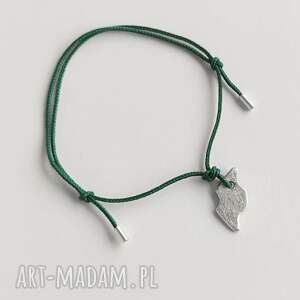 Usta bransoletka z matowego srebra i zielonego sznurka - handmade
