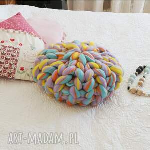 poduszka czesankowa - candy, rozetka, pleciona, okrągła wełniana, dekoracyjna