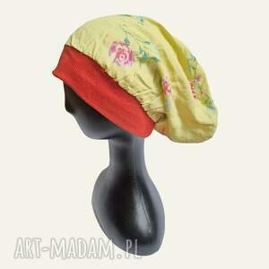 czapka kolorowa codzienna kolorowa na podszewce rozmiar uniwersalny,uwaga poezja
