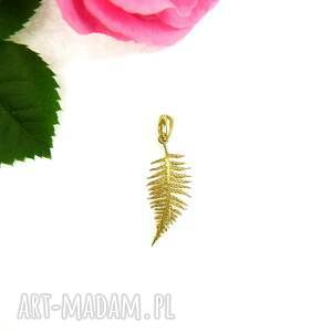 Prezent Zawieszka z paprocią mini pozłocona, wisiorek srebrny