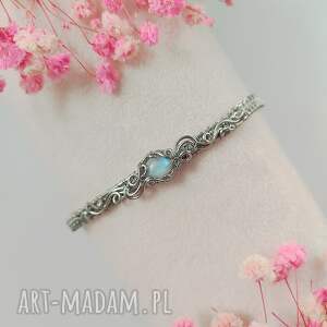 bransoletka kamień księżycowy sztywna stal chirurgiczna handmade wirewrapping