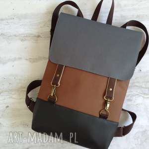 rezerwacja plecak przechowywanie