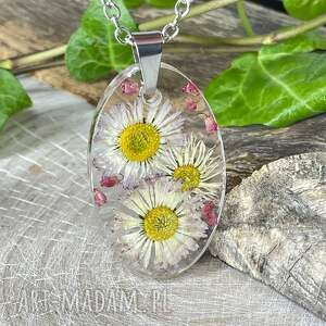 wisiorek z prawdziwymi kwiatami z2050, biżuteria żywicy