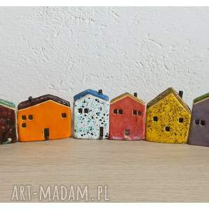 handmade ceramika zestaw 8 domków