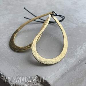 kolczyki drop mosiądzu, srebrne bigle, kuty mosiądz, nowoczesna