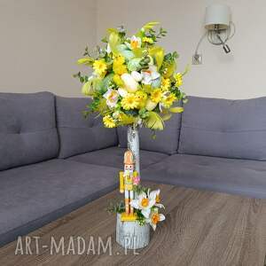 drzewko wielkanocne z kurczakami dekoracja na wielkanoc, wielkanocny stroik