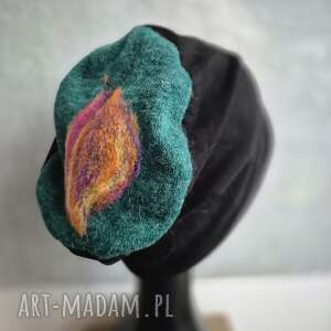 czapka czarna dzianina góra wełna dobra na co dzienne noszenie rozmiar