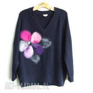 swetry granatowy sweter r l serek filcowany kwiat, recycled art, oversize