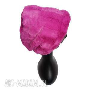 szalona futrzana różowy włos, bardzo miła na podszewce, czapka dla artystki