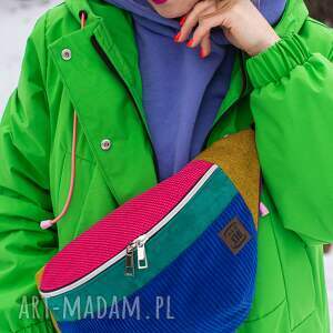 duża kolorowa nerka damska ze sztruksu energia życia na prezent