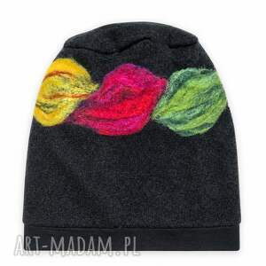 Ręcznie robiona czapka damska handmade na chłodniejsze dni
